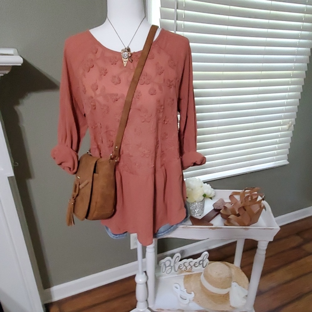 *ONLY 2 LEFT* Umgee Dusty Mauve Baby doll Top